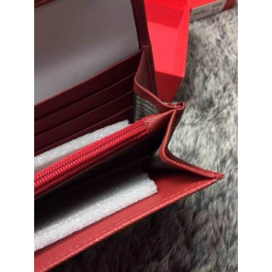 Ferragamo wallet in red with gold Gancio buckle-SFW-K2452