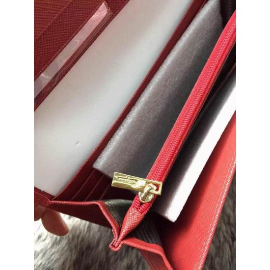 Ferragamo wallet in red with gold Gancio buckle-SFW-K2452