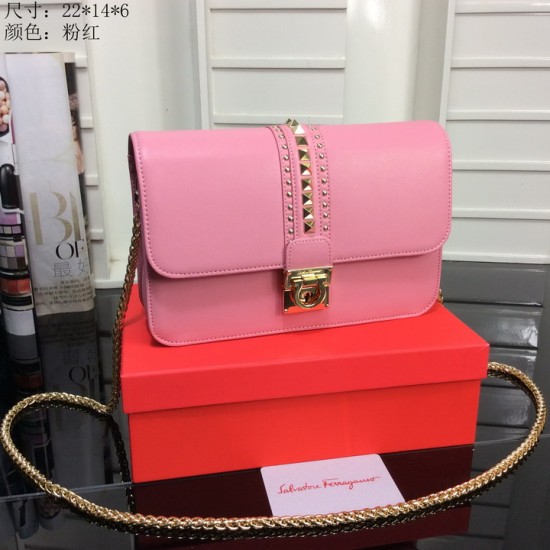 Ferragamo small Gancio Lock Shoulder bag pink-SFW-K3200